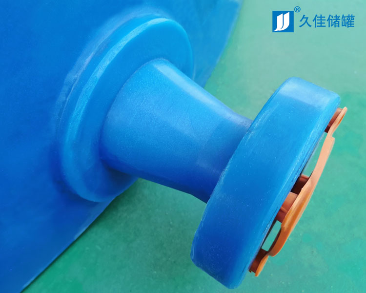 水廠次氯酸鈉儲存罐該如何選擇材質及廠家？